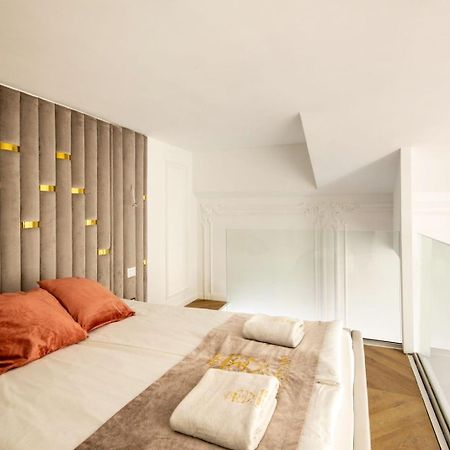Vip Jacuzzi Luxury Apartment Budapest Luaran gambar