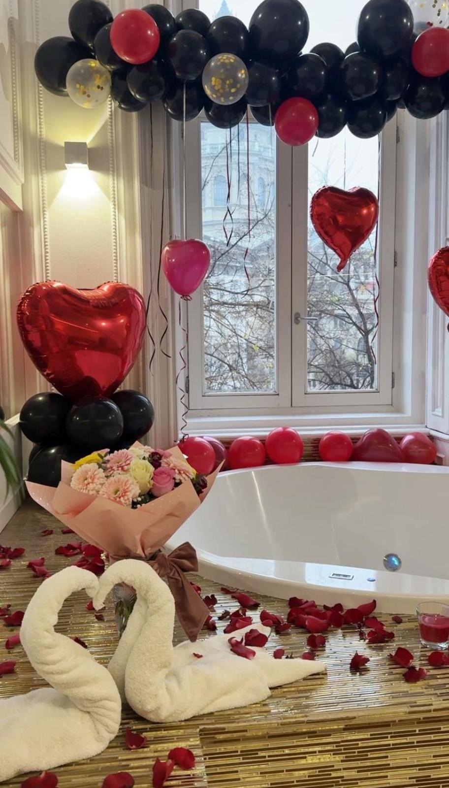Vip Jacuzzi Luxury Apartment Budapest Luaran gambar