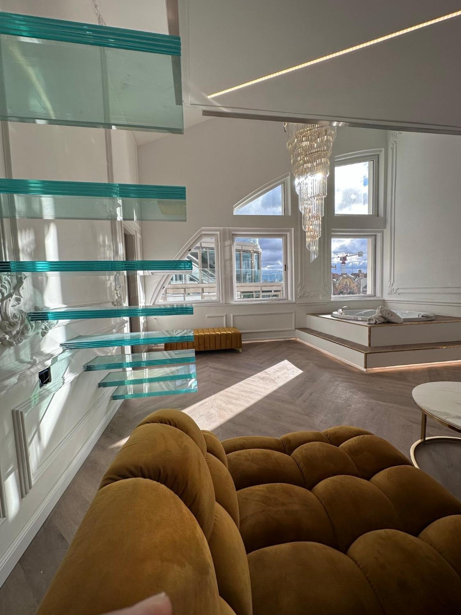 Vip Jacuzzi Luxury Apartment Budapest Luaran gambar